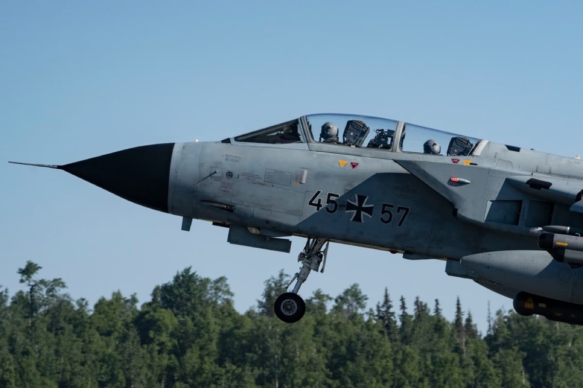 Captivating Images of Panavia Tornado