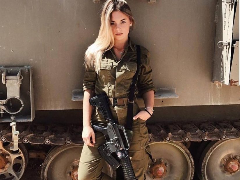 Female IDF soldiers on a grueling endurance march