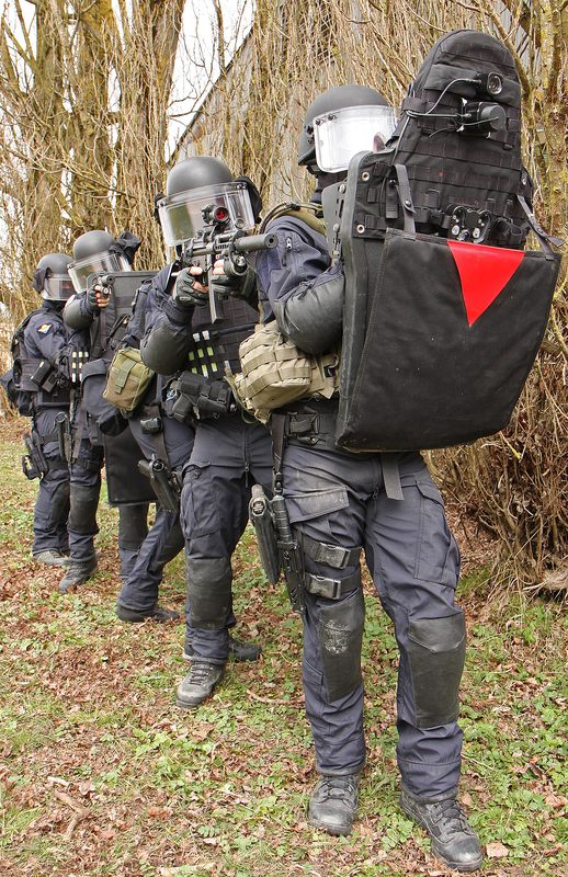 French GIGN Groupe d'Intervention operators during tactical training exercise