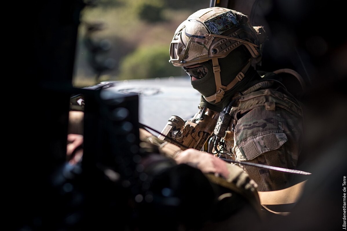 French 1er RPIMa special forces parachute regiment operators on formation