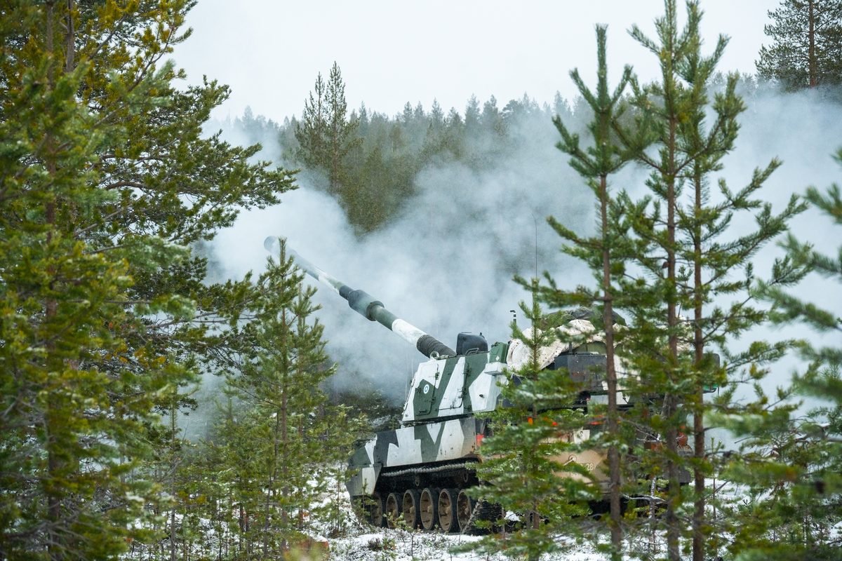K9 Thunder self-propelled howitzer fires during a live-fire exercise in Finland