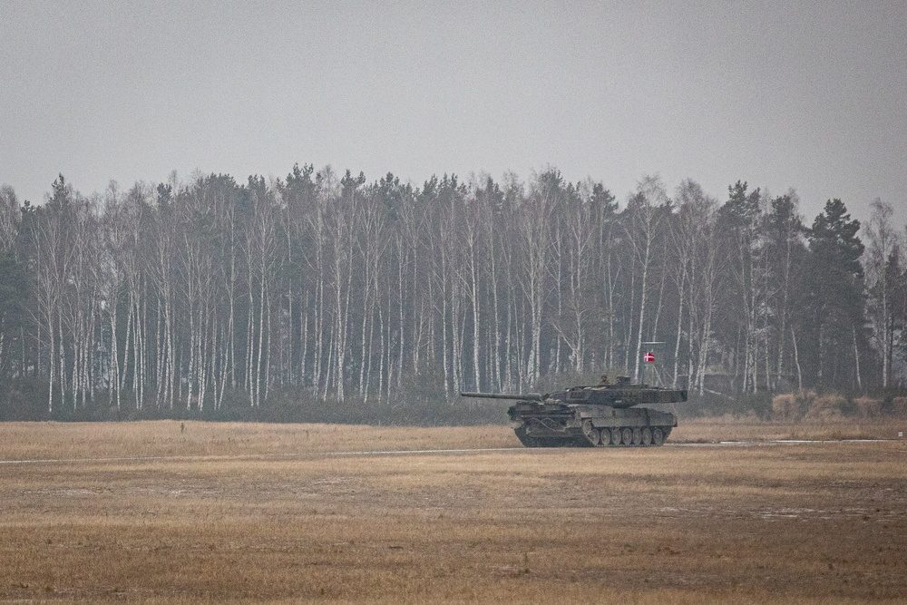 Danish Leopard 2 preparing to fire during the USAREUR International Tank Challenge at Grafenwoehr Training Area