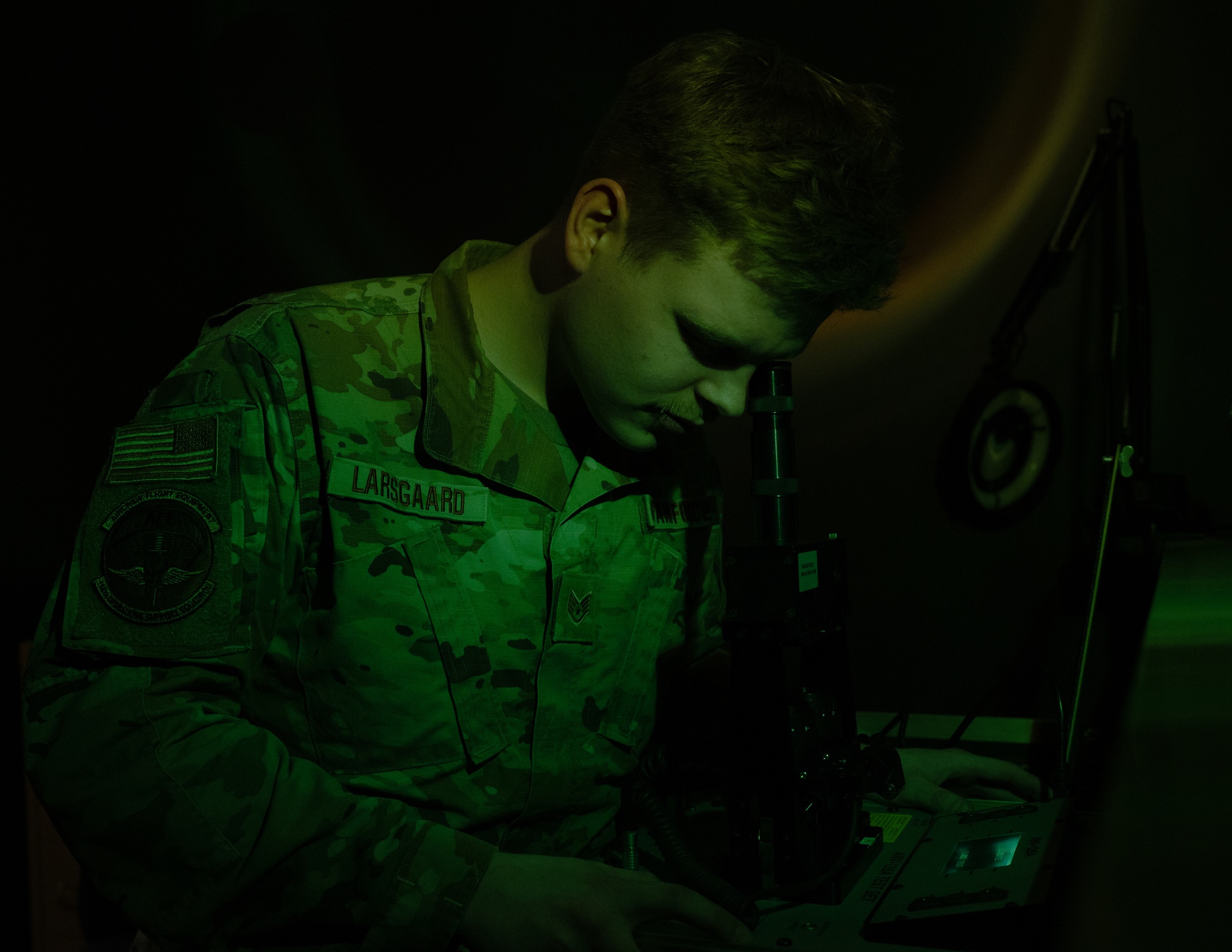 Comparison of night vision image quality across different generations of image intensifier technology