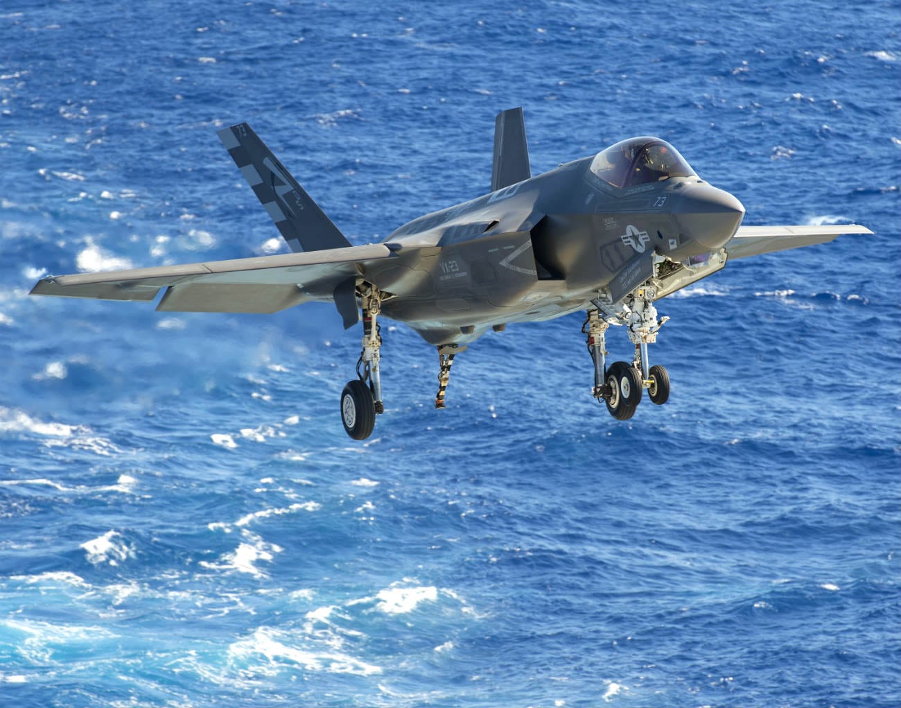 F-35 landing Carrier