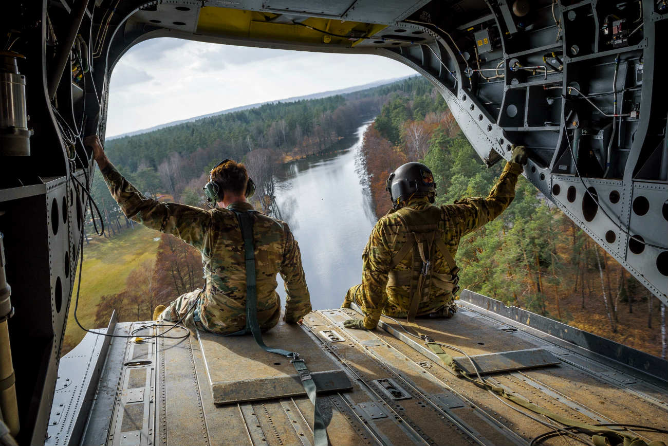 CH-47 Chinook Bay
