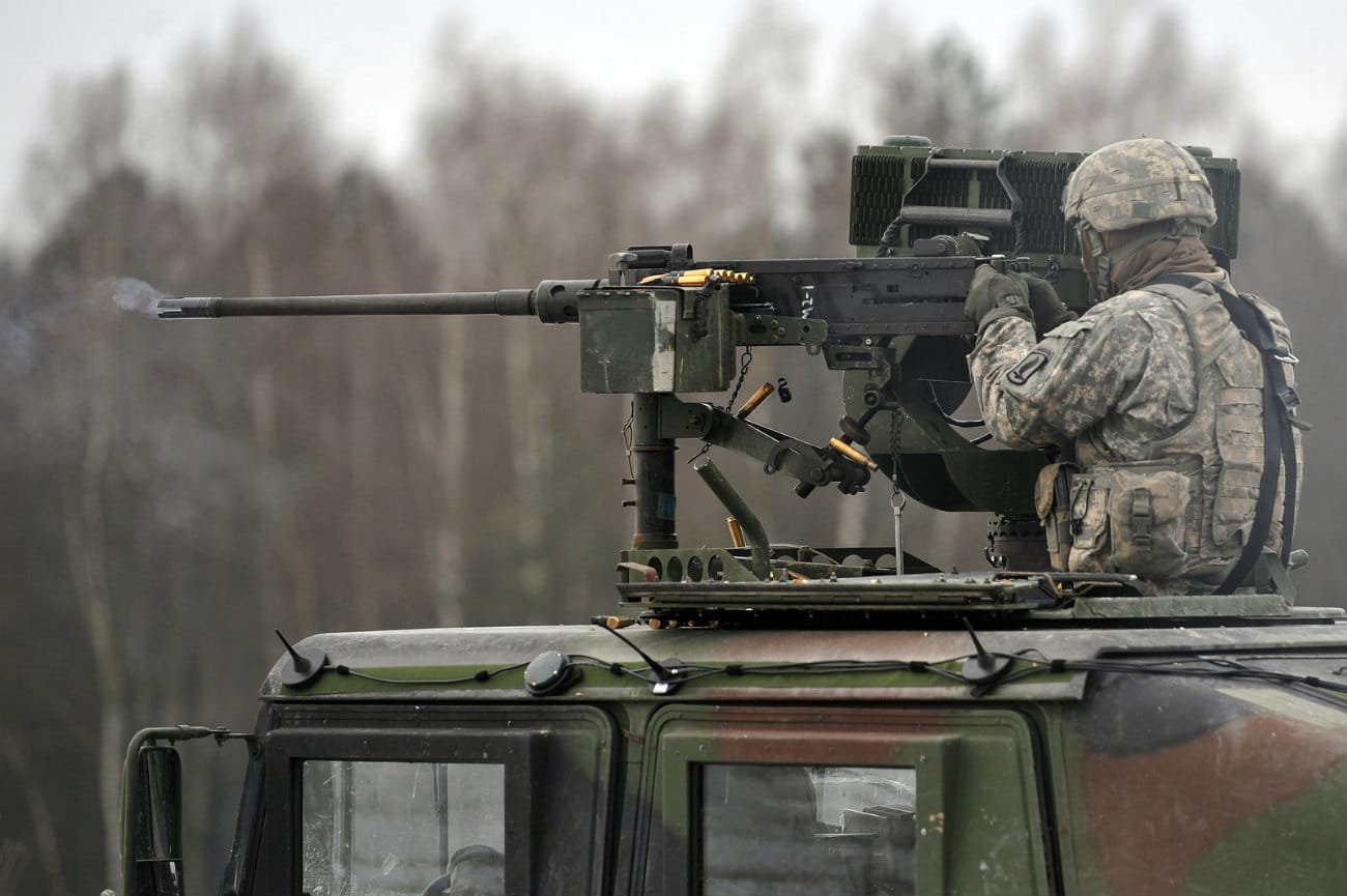 HMMWV - Machine gun ready
