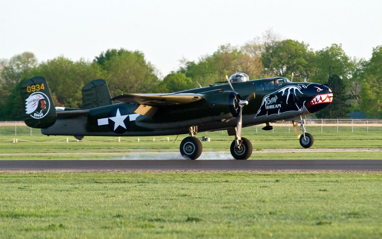 B-25J Mitchell landing taking off