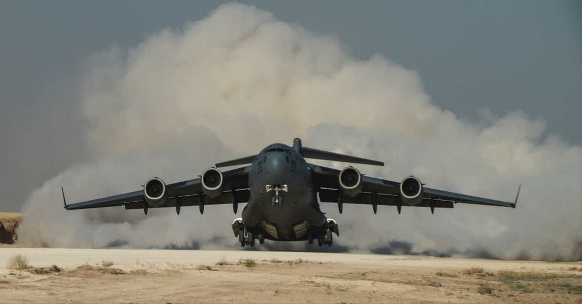 C-17 delivery, C-17 vs C-130